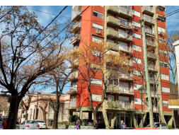 DEPARTAMENTO EN VENTA - ALTE. BROWN 296